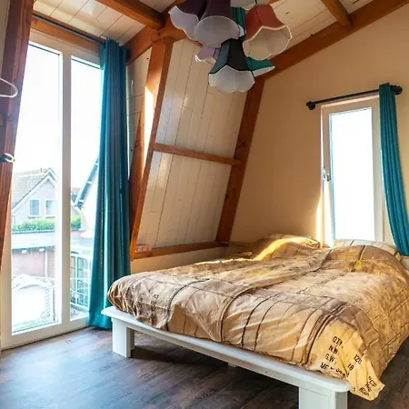 Klein Polderhuis - Bollenschuur Roelofarendsveen