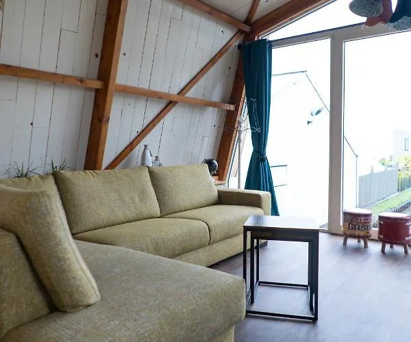 Klein Polderhuis - Bollenschuur Vakantiehuis *